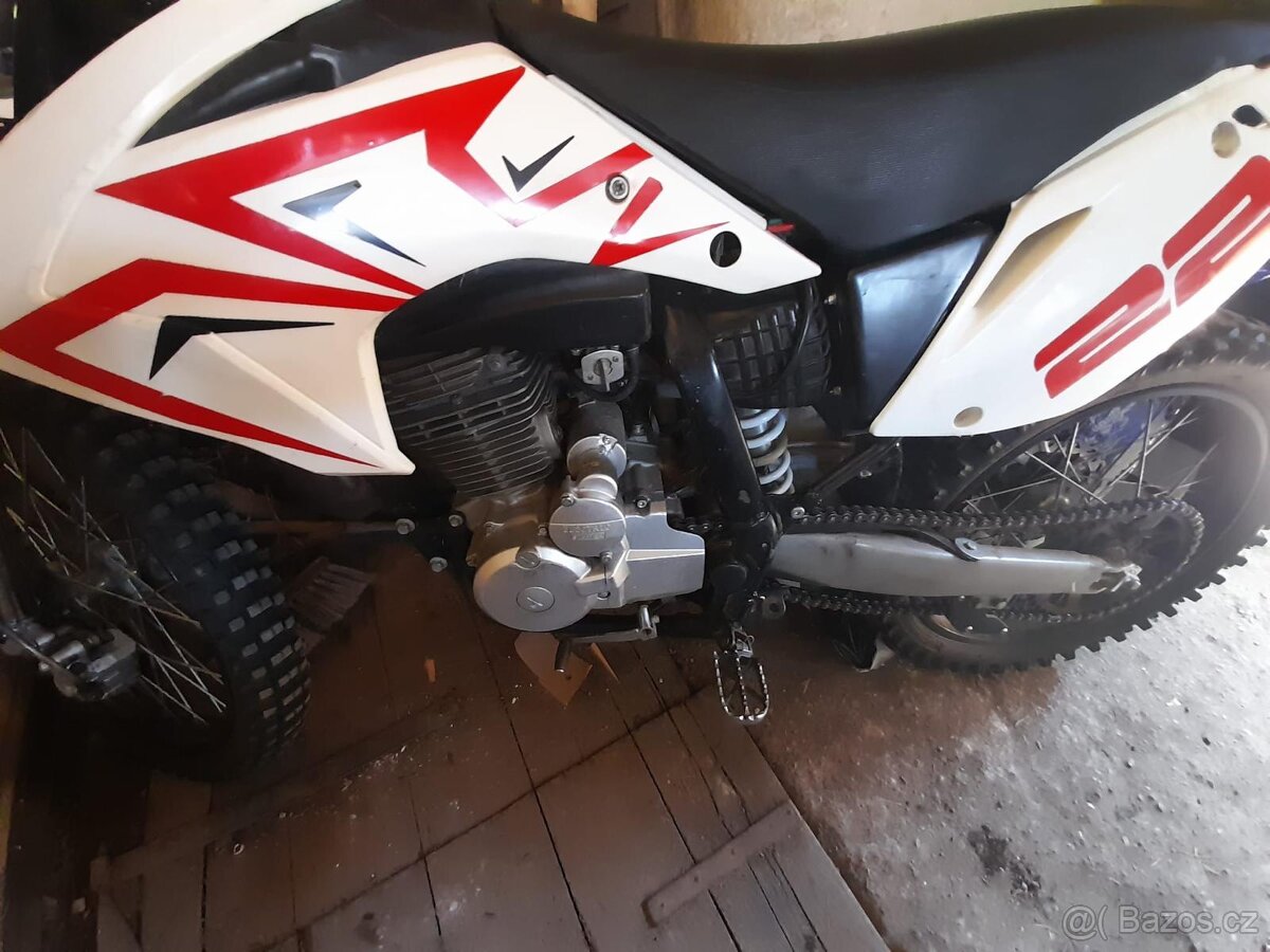 Pitbike 250cc Cenkoo