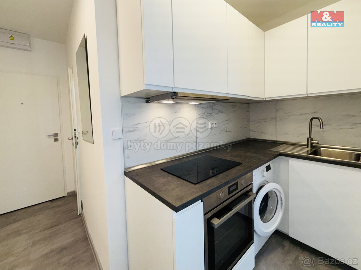 Pronájem bytu 1+kk, 28 m², Zlín, ul. Bratří Jaroňků