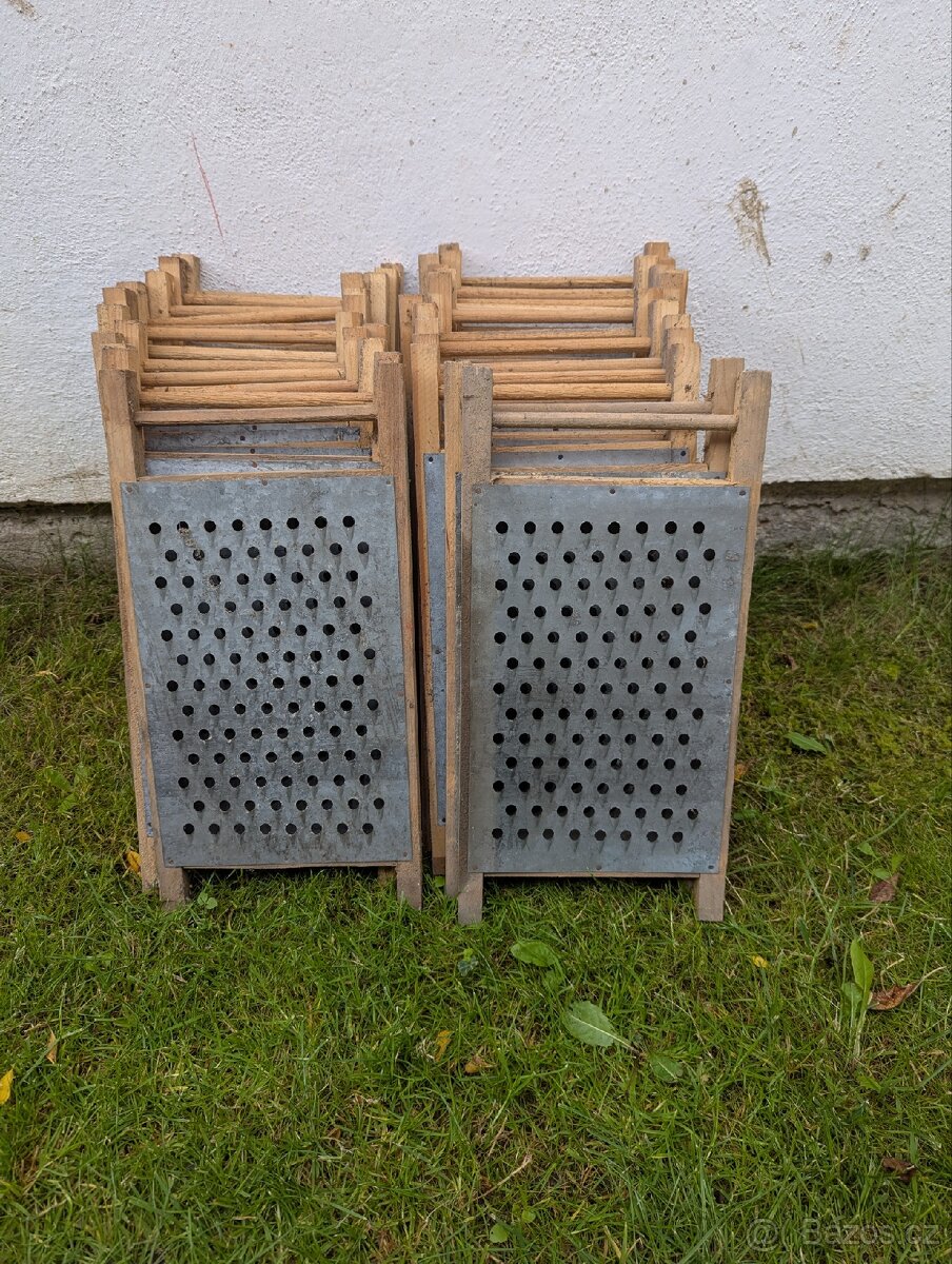 Struhadlo na řepu z bývalého koloniálu