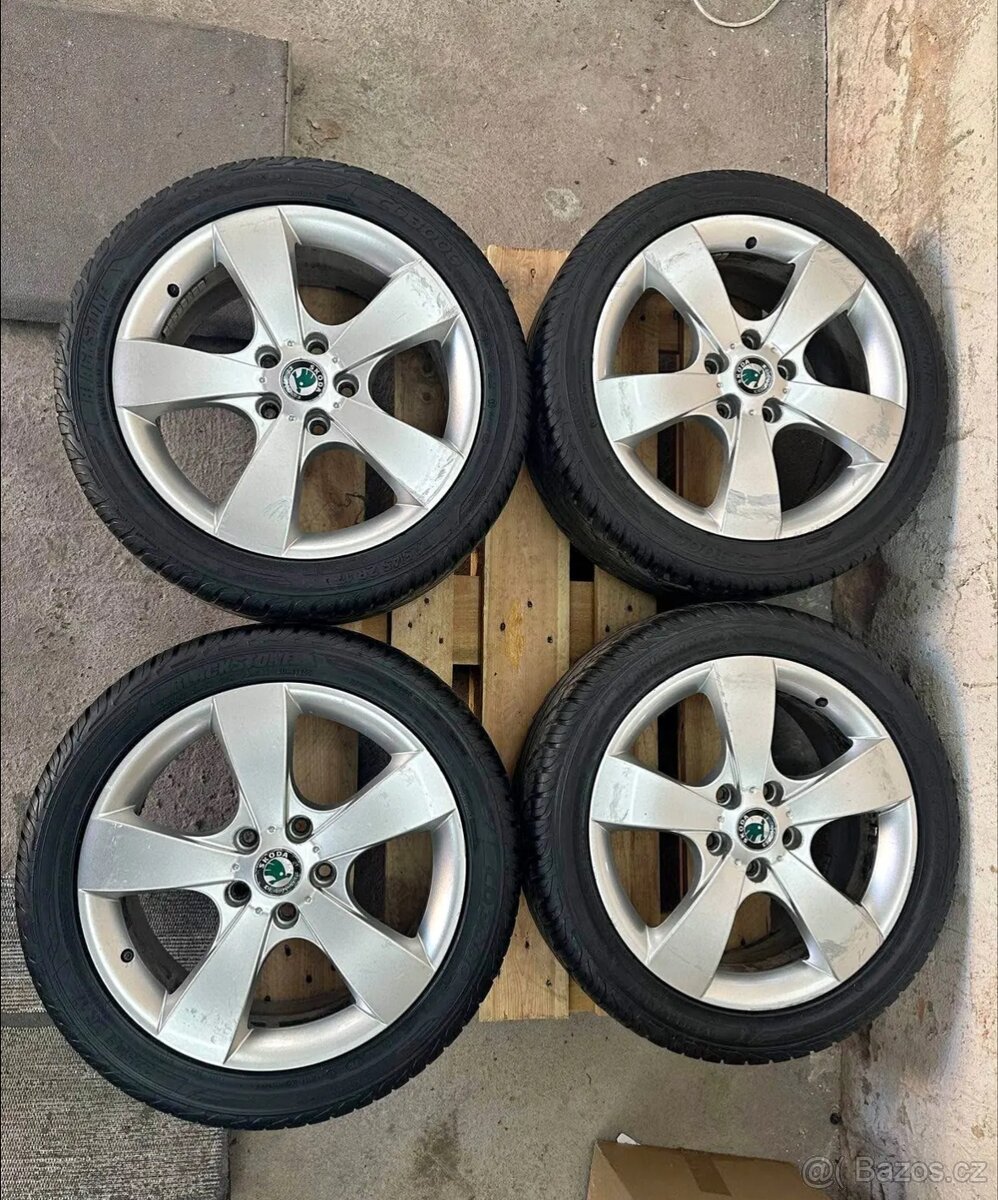Originál alu kola Pegasus r17 5x112 et54