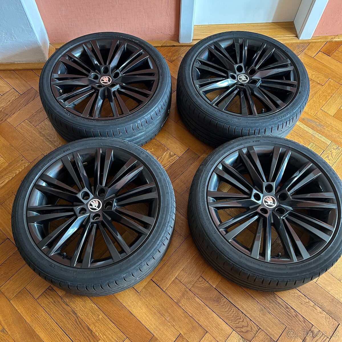 Disky Canopus r19 ’’ Škoda Superb III