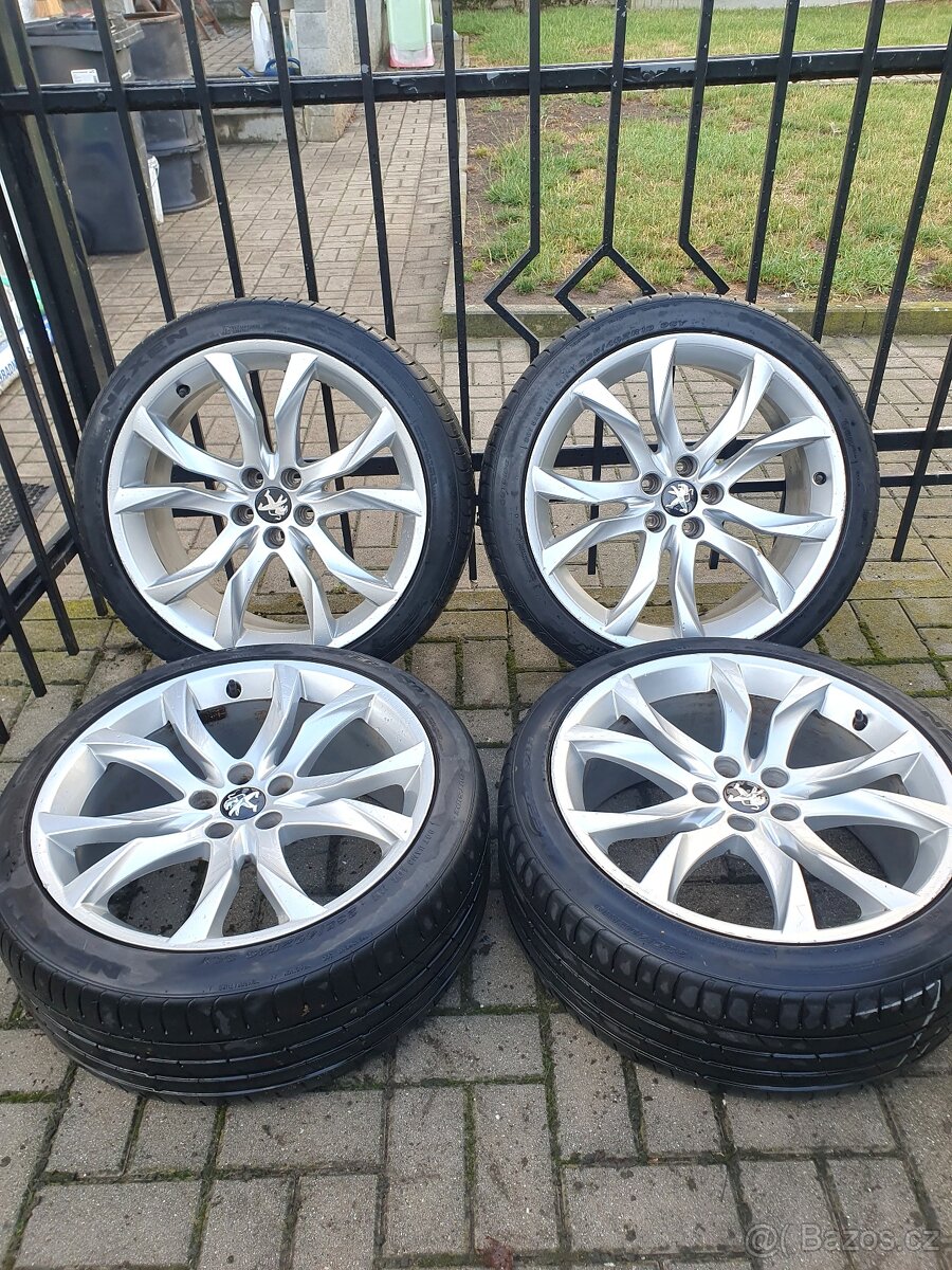 Alu kola peugeot 5x108 r19 8,5j et27 pneu 235/40/19