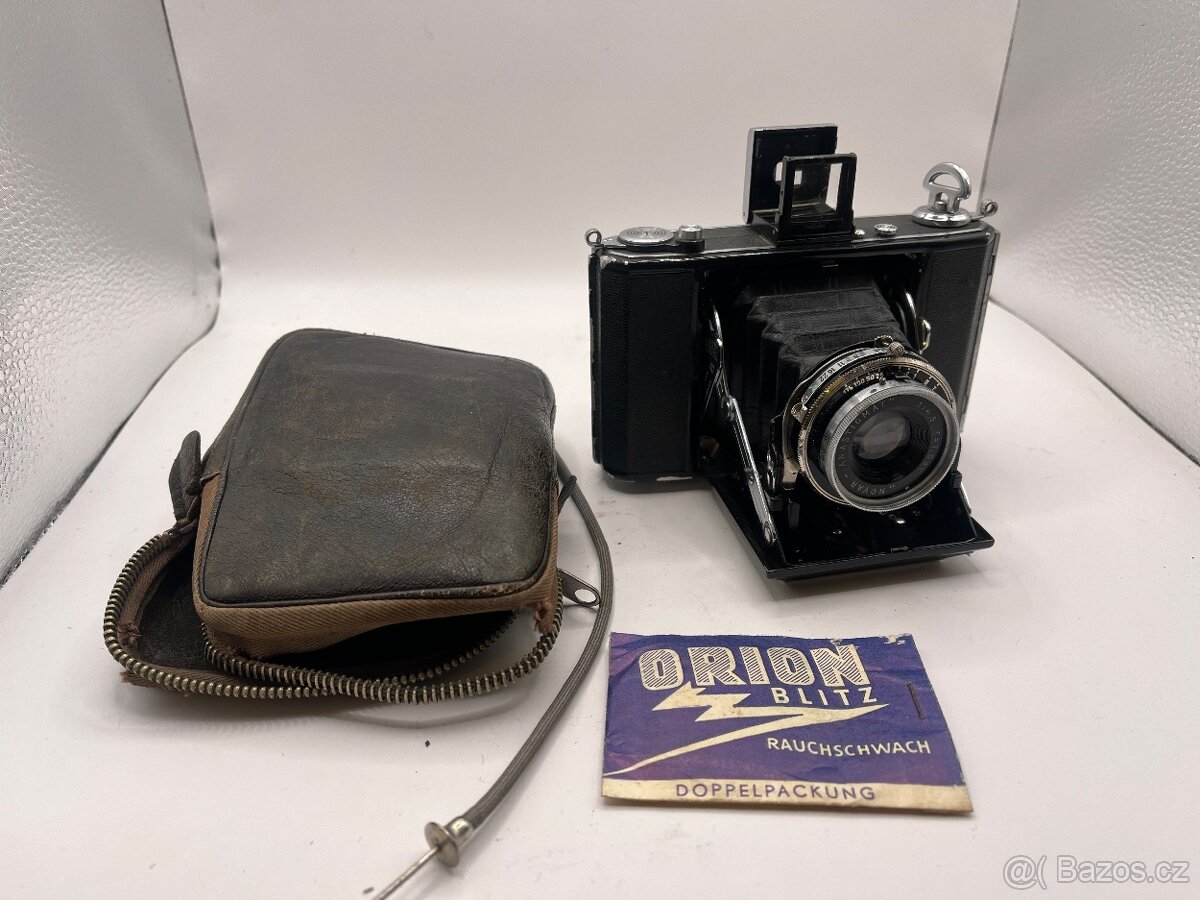 Starožitný fotoaparát