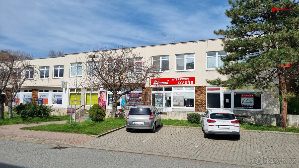 Prostory pro obchody, služby, kancelář, 37 m2, k pronájmu