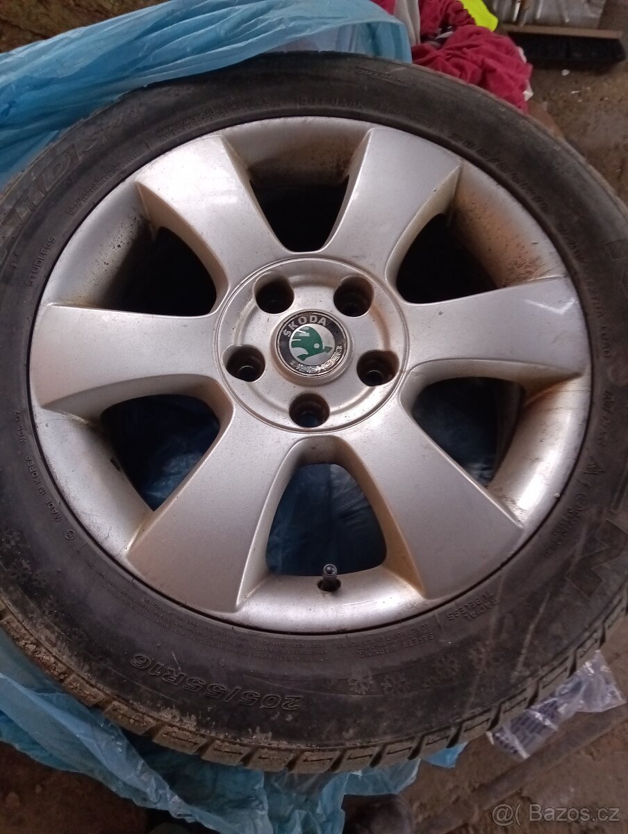 Kola Škoda Octavia 16"