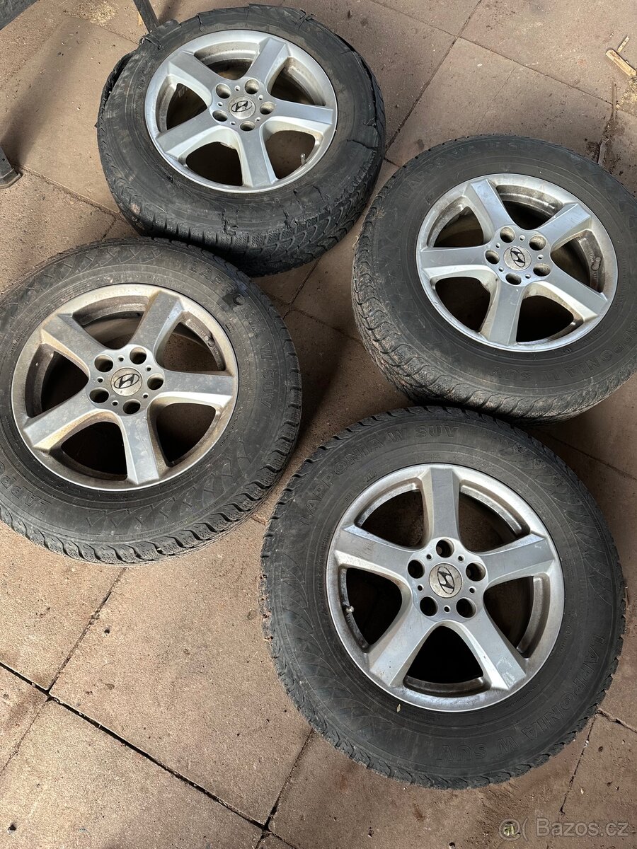 215/70 r16 5x114.3 et45