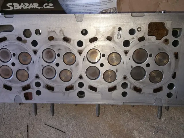 ŠKODA OCTAVIA 3 1.6 TDI HLAVA DÍLY MOTORU