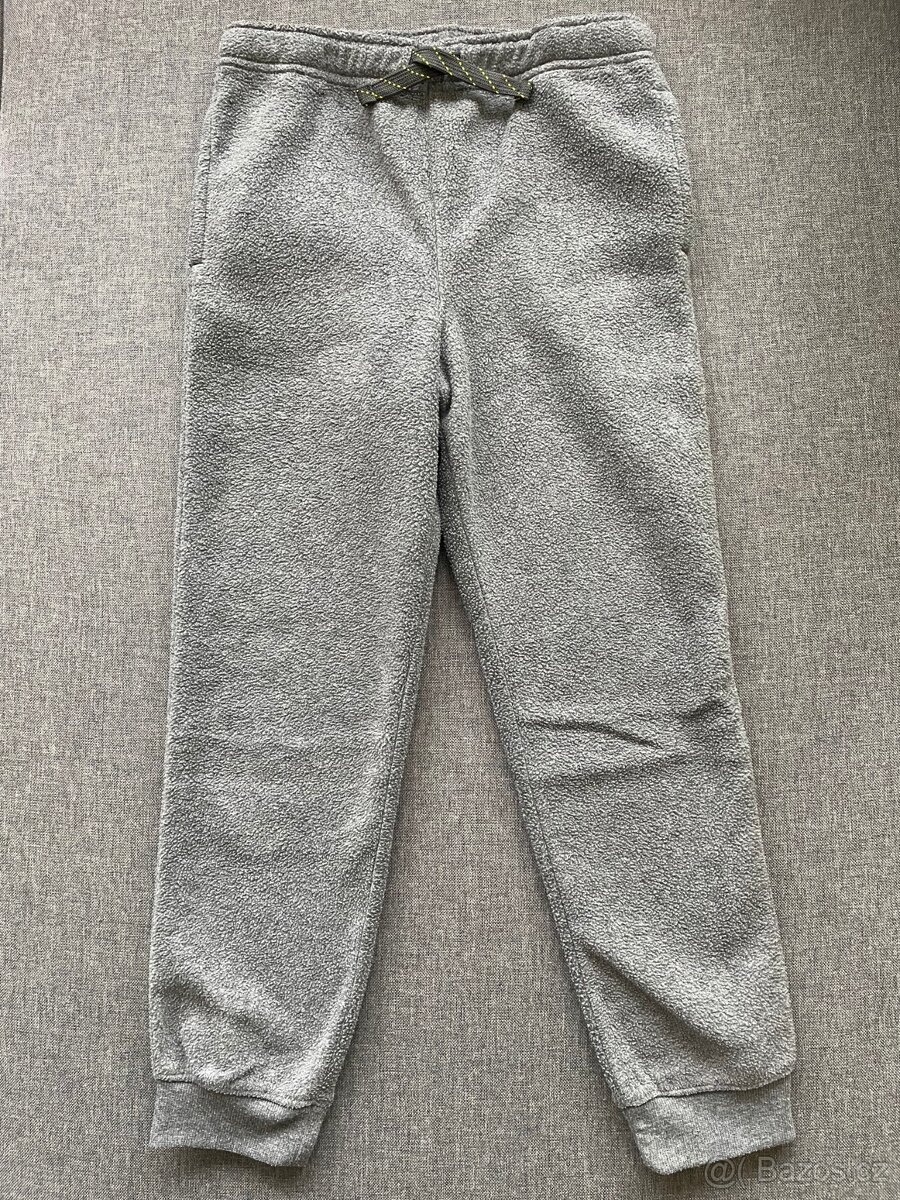 Teplejší tepláky - dovoz US - vel. 128