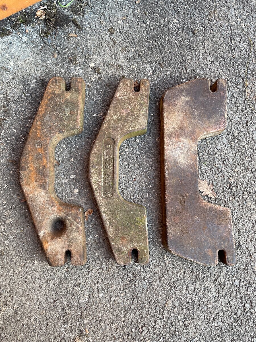 Kanistrové závaží Zetor