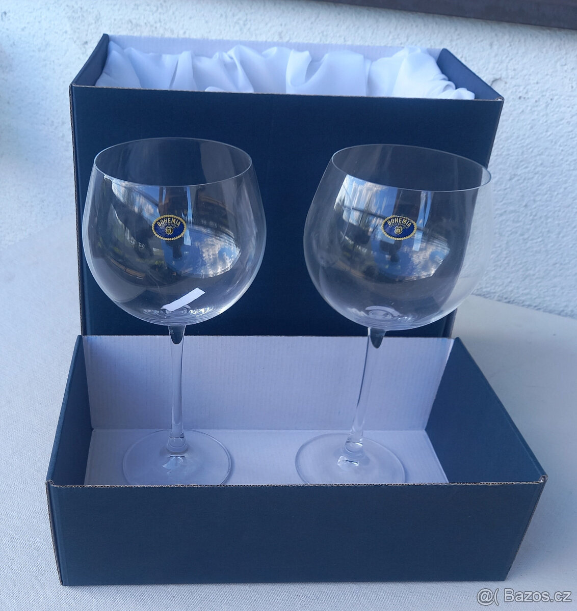 Vinné skleničky (Velké) s krabici (Bílý satenový vnitřek)