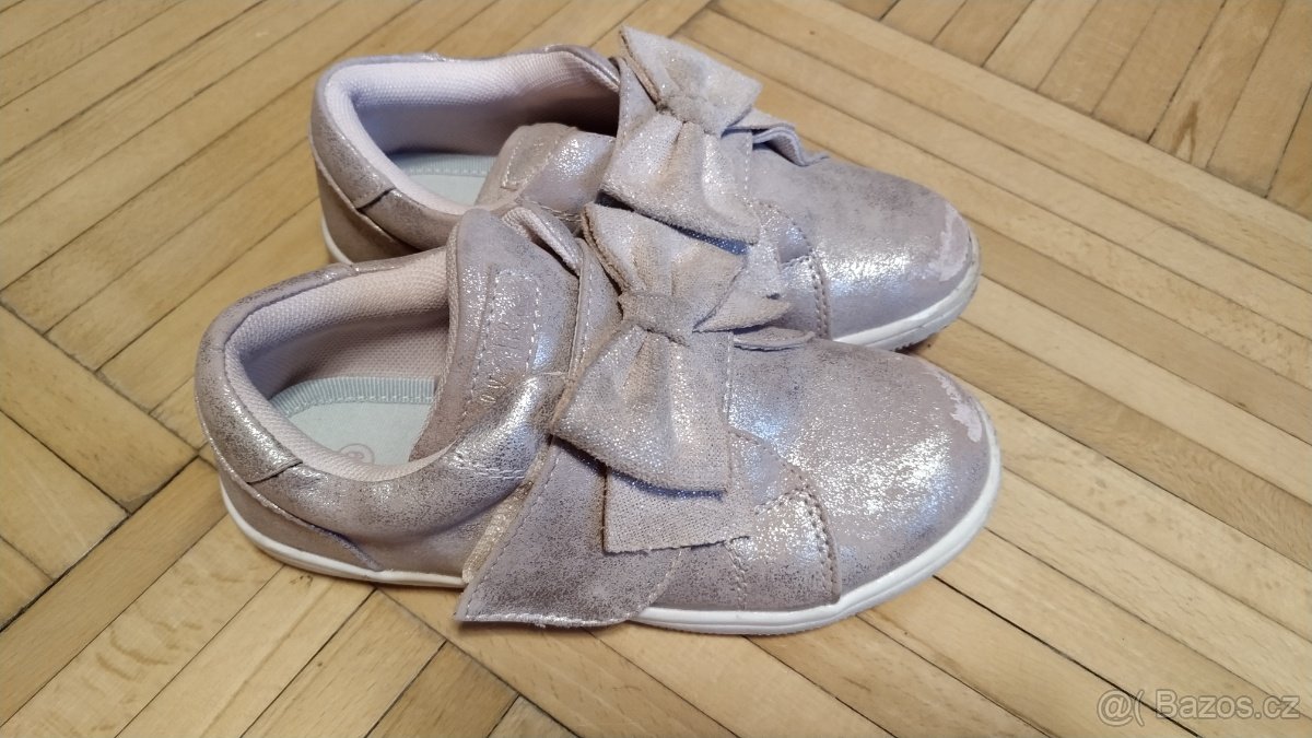 Boty Nelli Blue (CCC) vel. 29 růžové na suchý zip