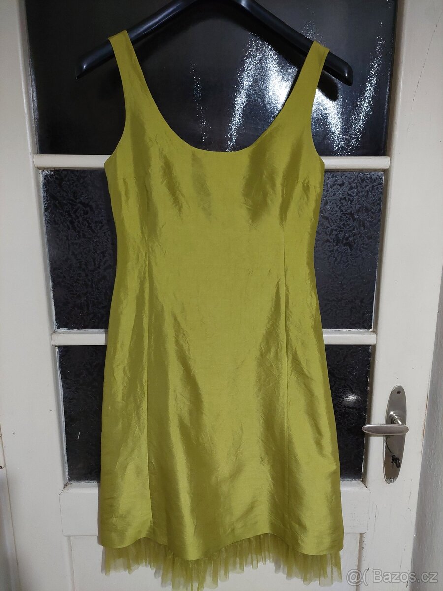 Hedvábné společenské šaty