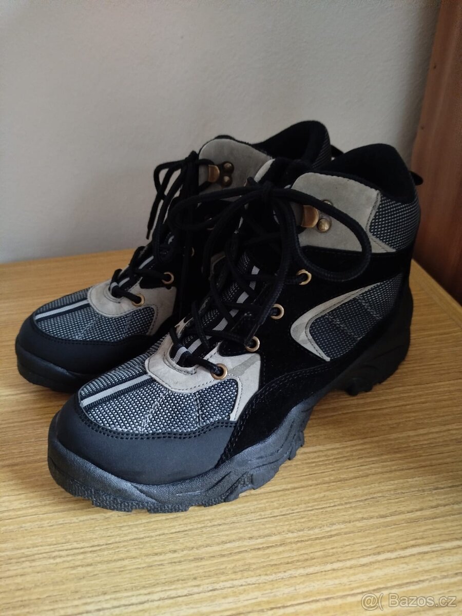 Pánské zimní boty, velikost 42