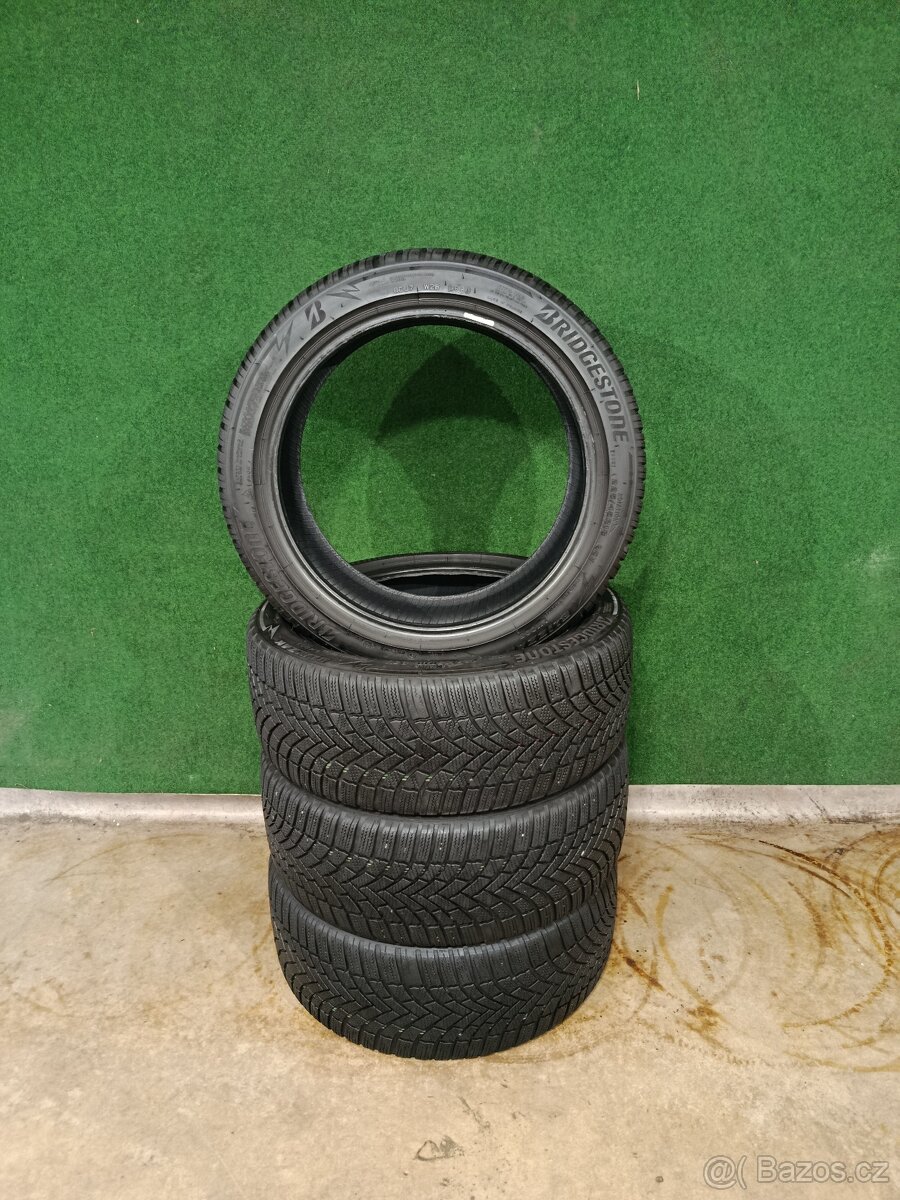 4ks zimni 225/45/18 Bridgestone