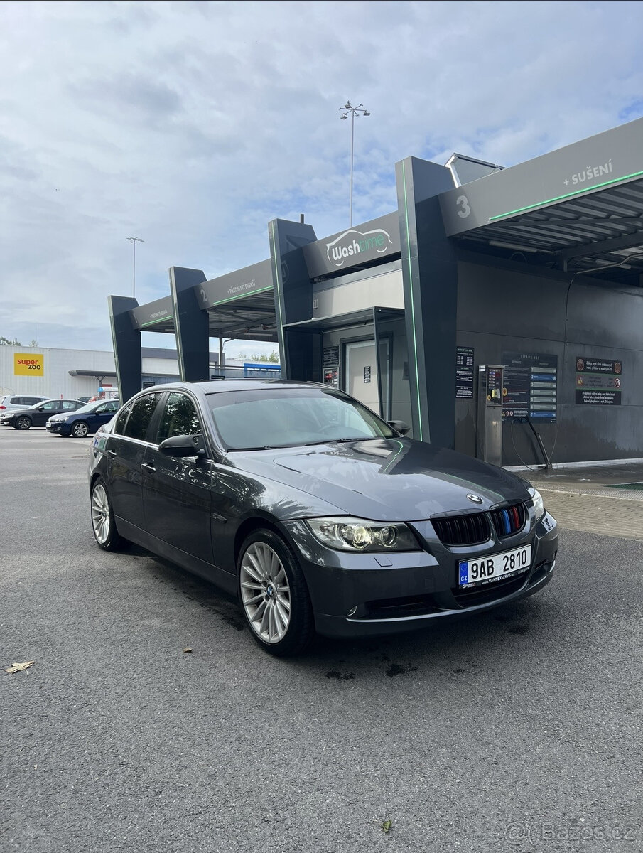 Bmw e90 325i N52 CarPlay
