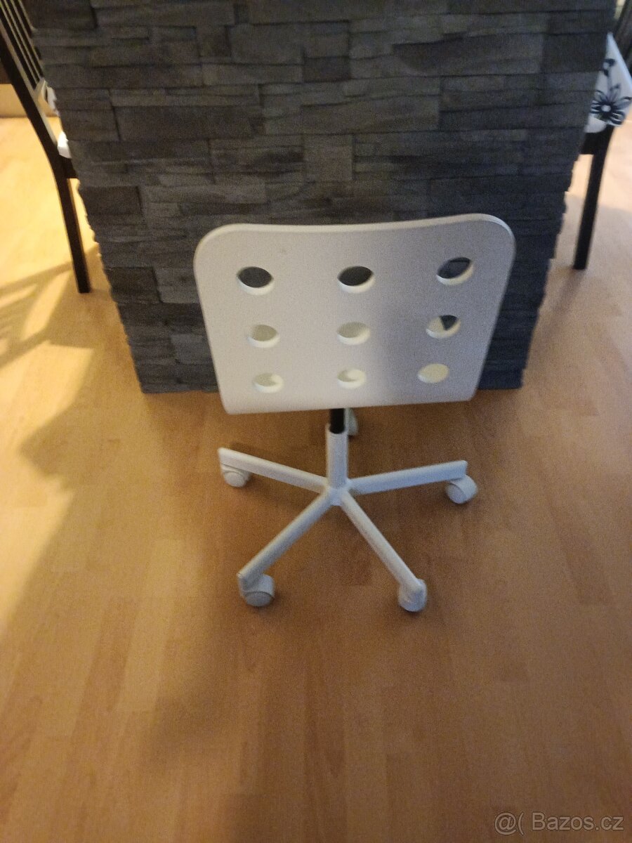 Dětska otočná židle Ikea
