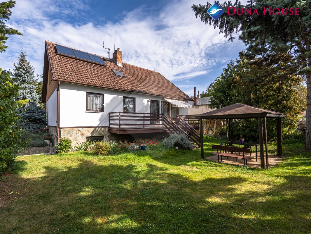 Prodej RD 6+1, 260 m2, pozemek 520 m2, Praha 9 – Čakovice, T