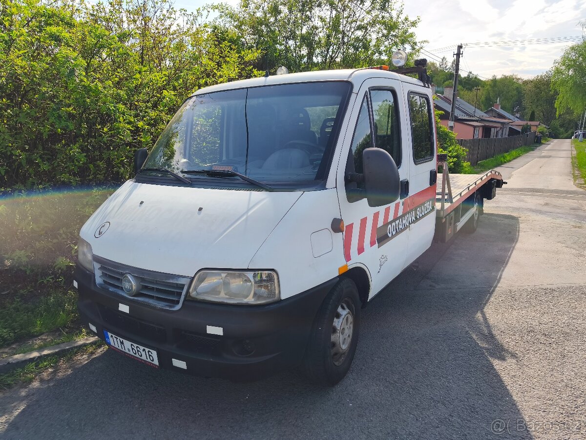 Prodám odtahovku Fiat Ducato 2.8 JTD 7 místna