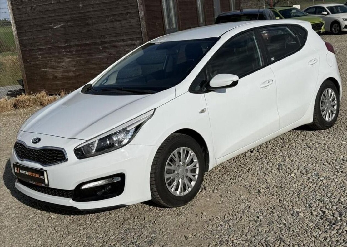 Kia Cee´d 1,4 +LPG 1.MAJITEL ČR DPH lpg + benzín manuál