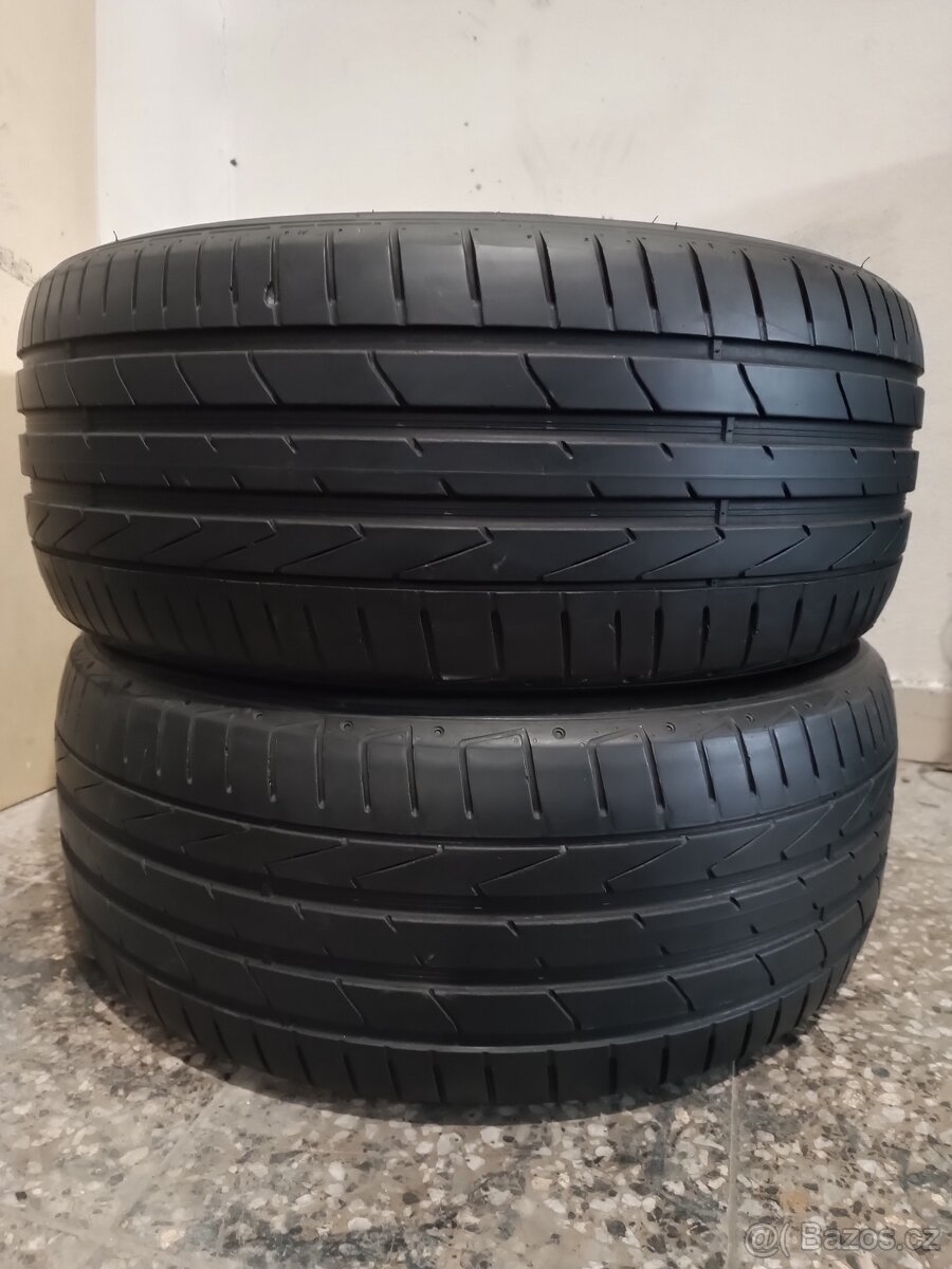 Letní pneu 245/45/19 Hankook Ventus S1 Evo