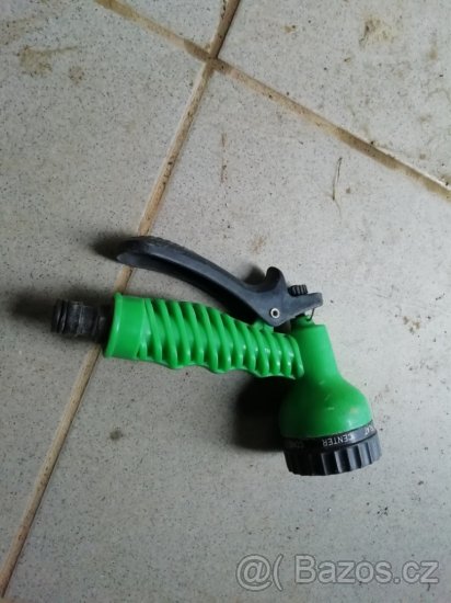 Postřikovací pistole