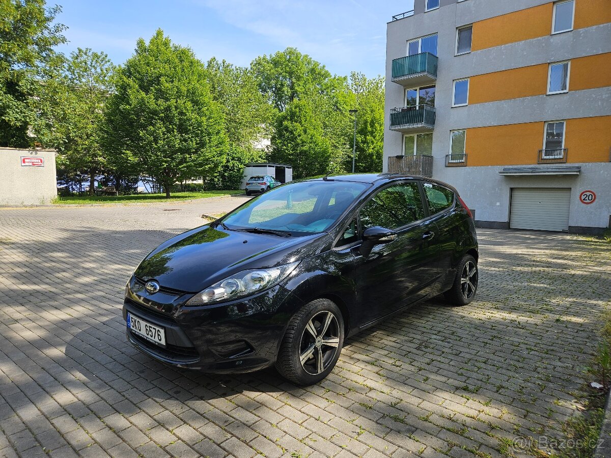 FORD FIESTA 1.4i 71kw BA+LPG 2009, TESLA cockpit