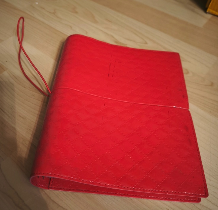 Diář Filofax Domino Luxe A5 červený diář lesklý