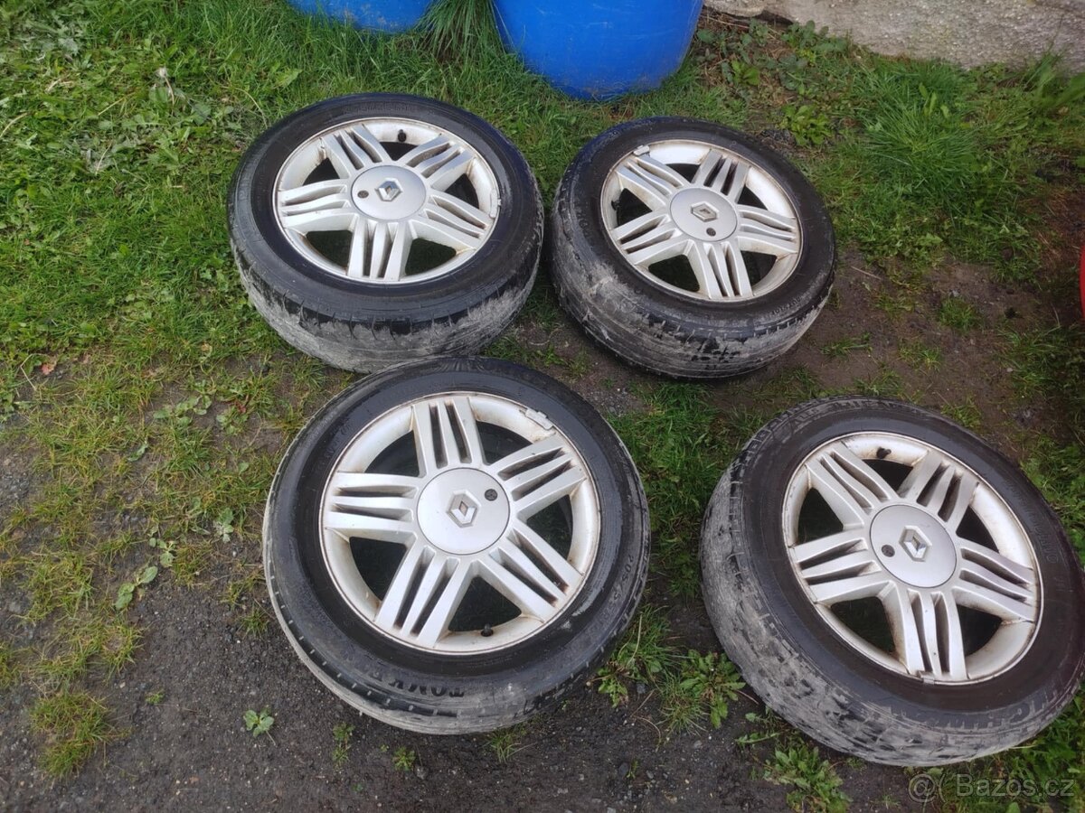 ALU kola na Renault