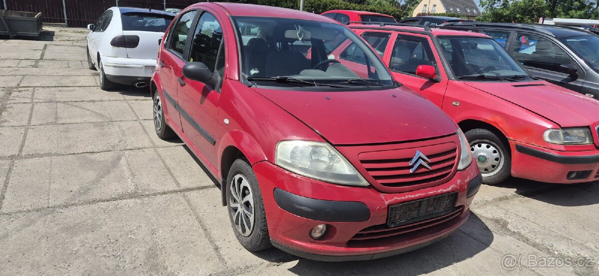 Citroen c3 rv 2003 prodam dily