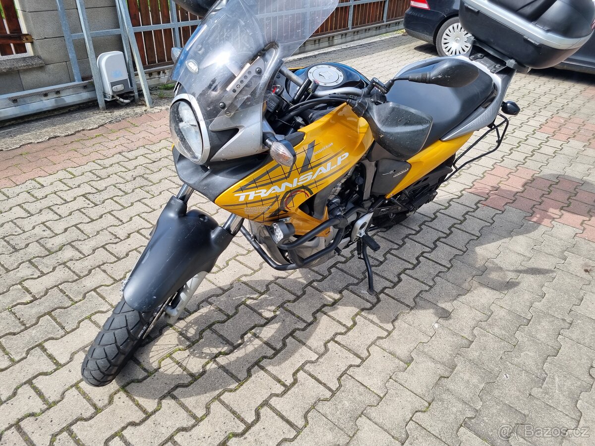 Honda Transalp XL700