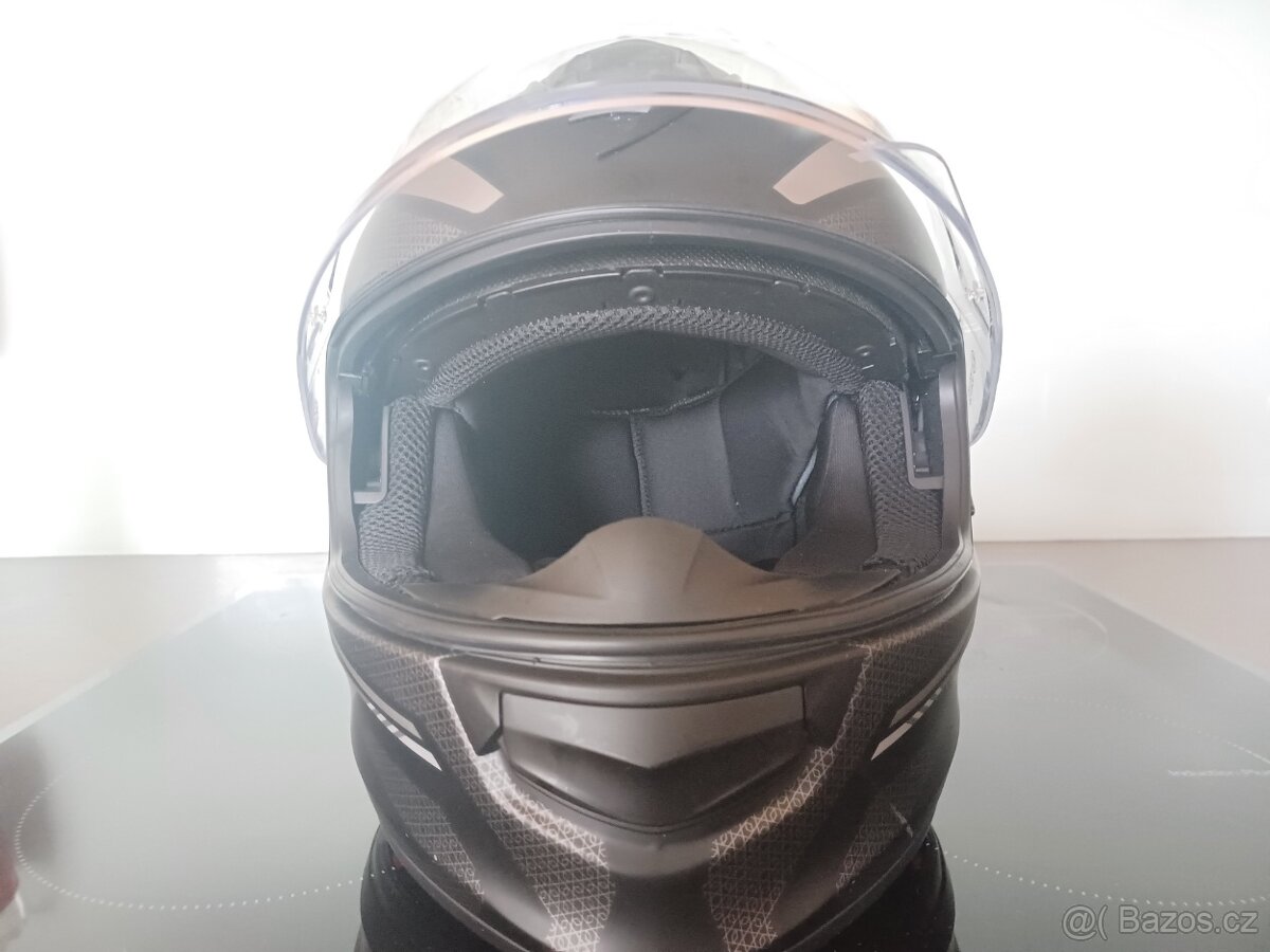 Helma na motorku