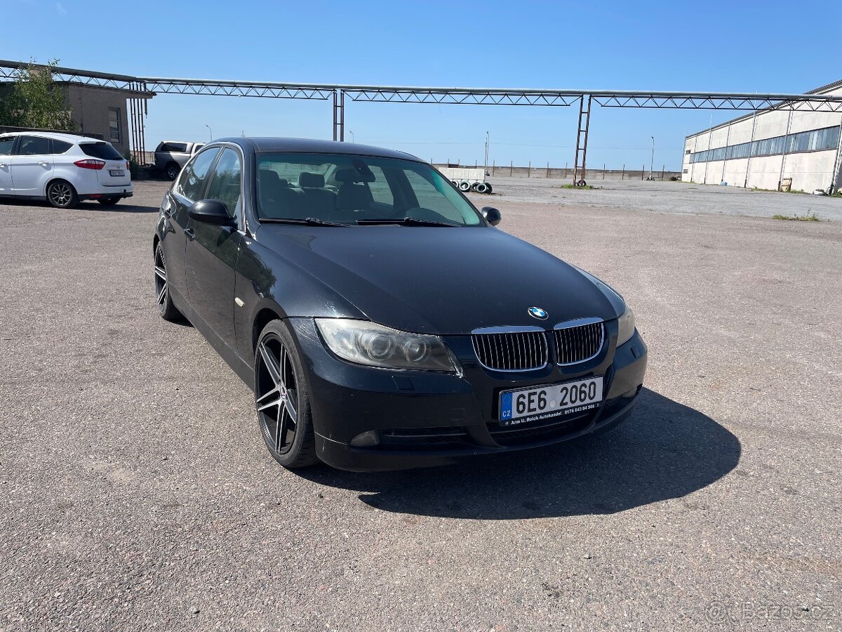 BMW 330d manuál
