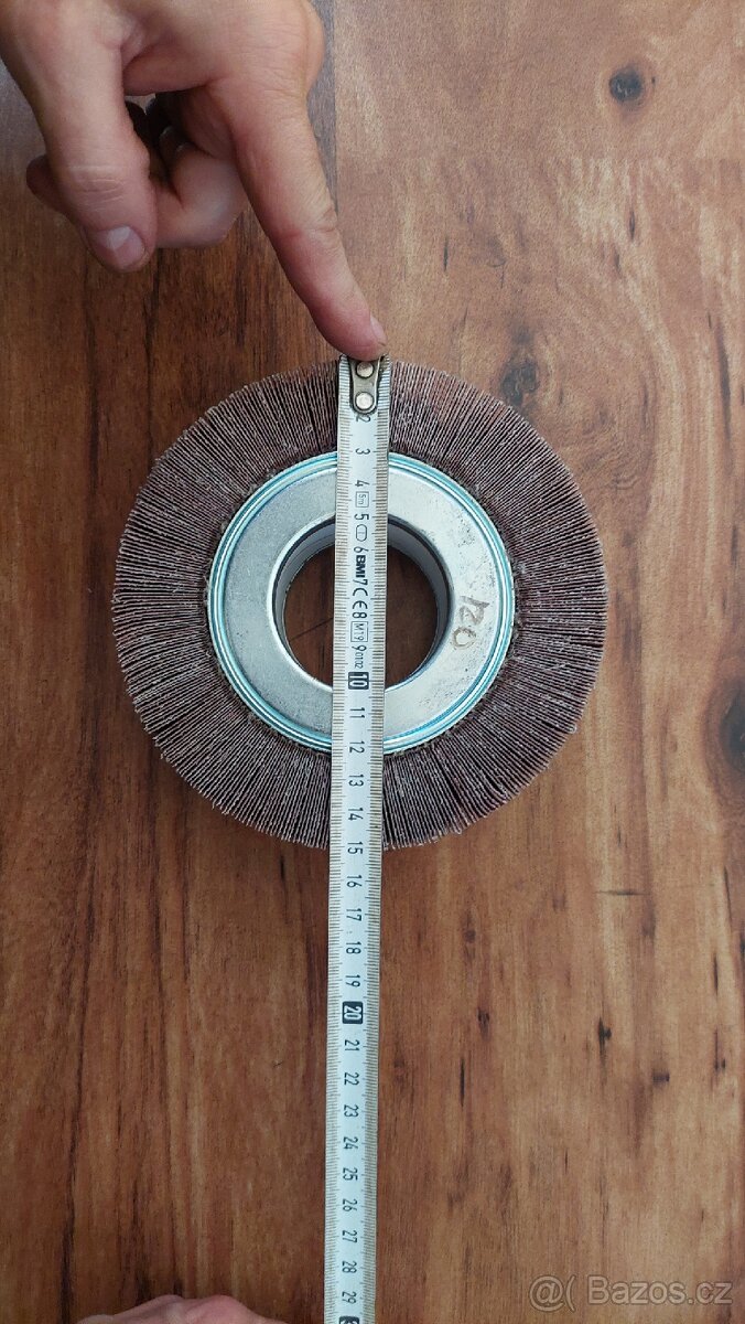 Radiální brusné lamelové kotouče s dírou 150mm p120