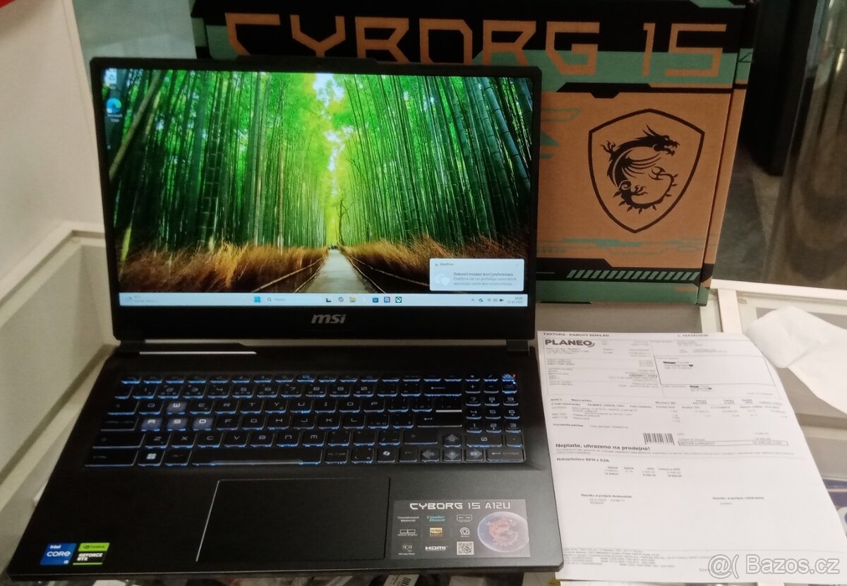 MSI Cyborg 15 A12UC-1444CZ 16GB/512GB zár. 19 měs Planeo