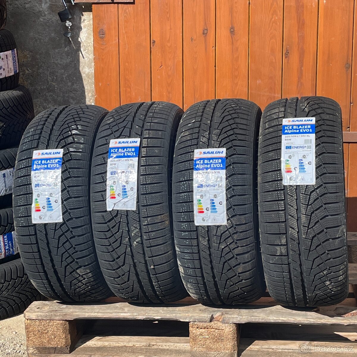 Nove Zimni pneu 225/50 R17 98V XL Sailun