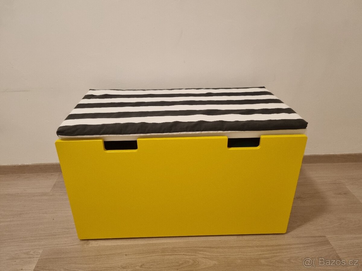 IKEA žlutá lavice , dětský pokoj - BRNO