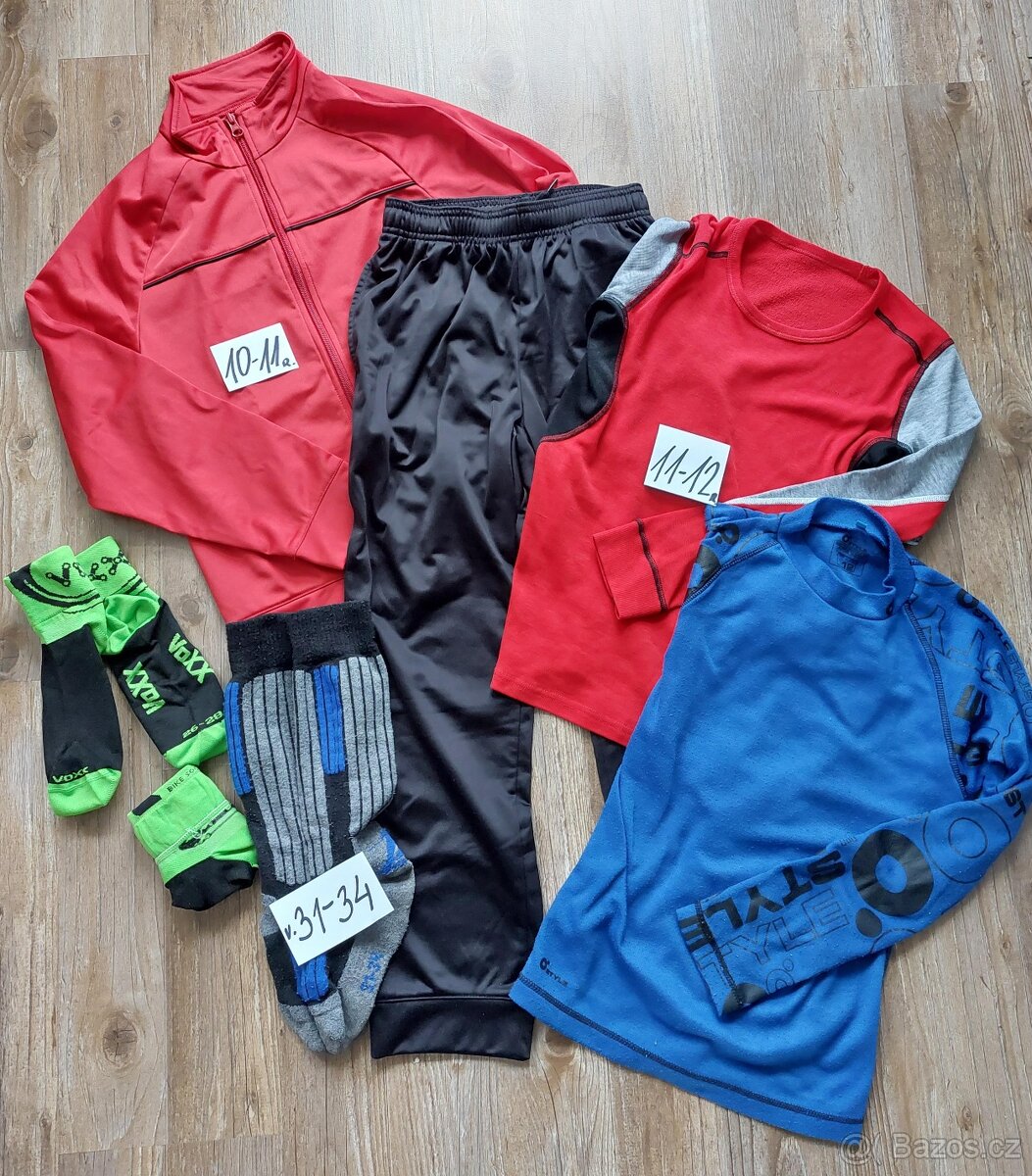 Funkční tričko dlouhý rukáv, tepláková souprava 10-11 let