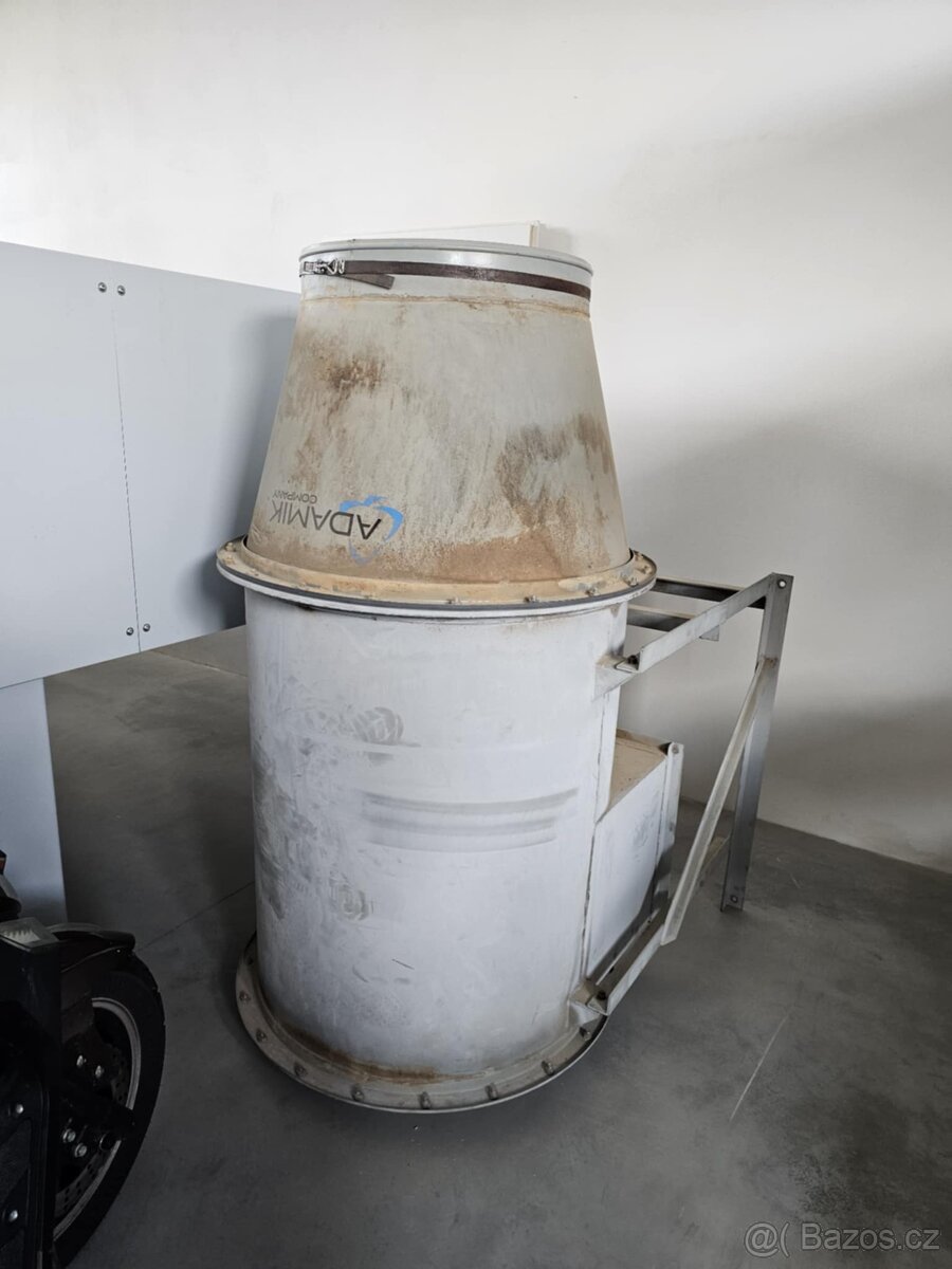 Cyklón, odlučovač pilin