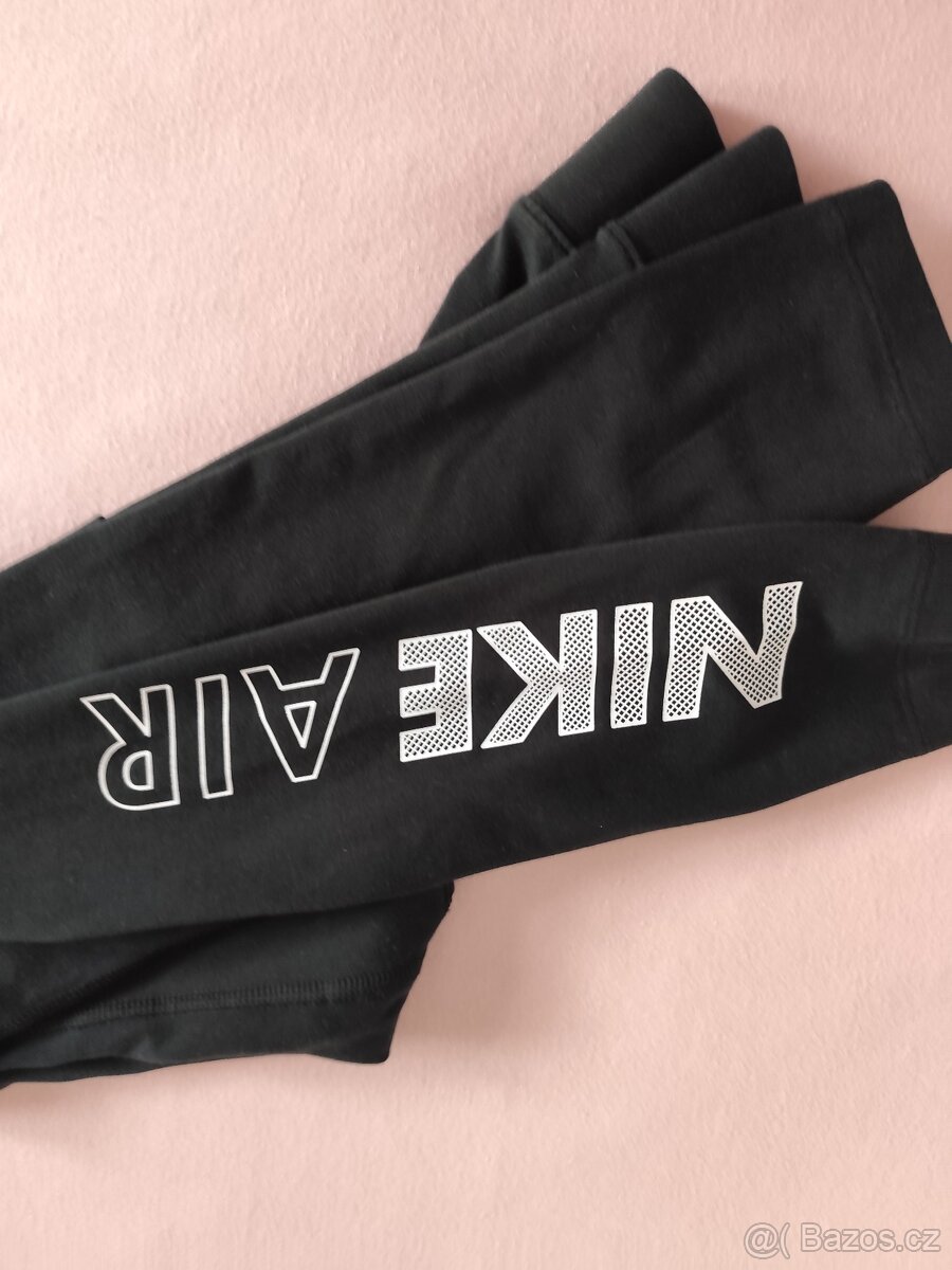 Legíny Nike vel.xxs-32