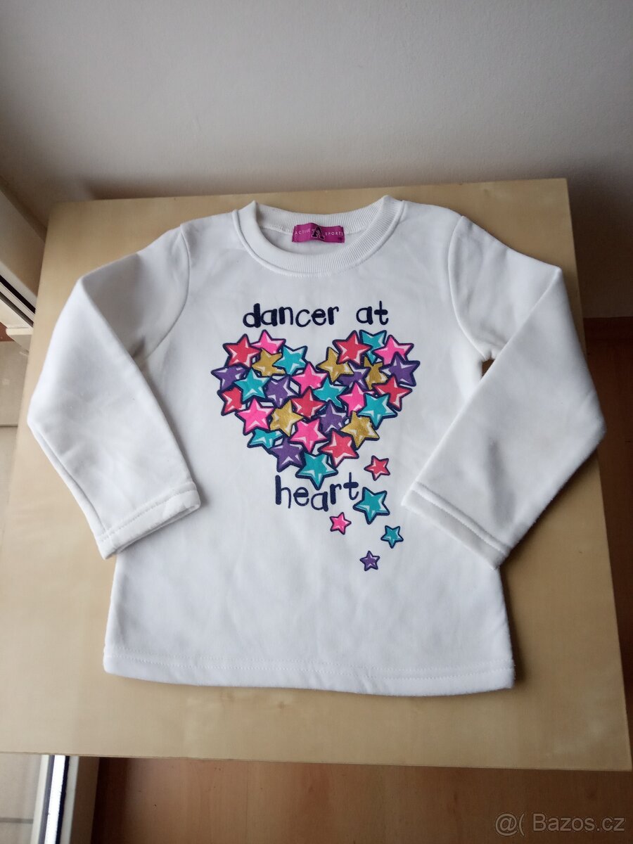 Mikina - svetr s hvězdičkami vel.116