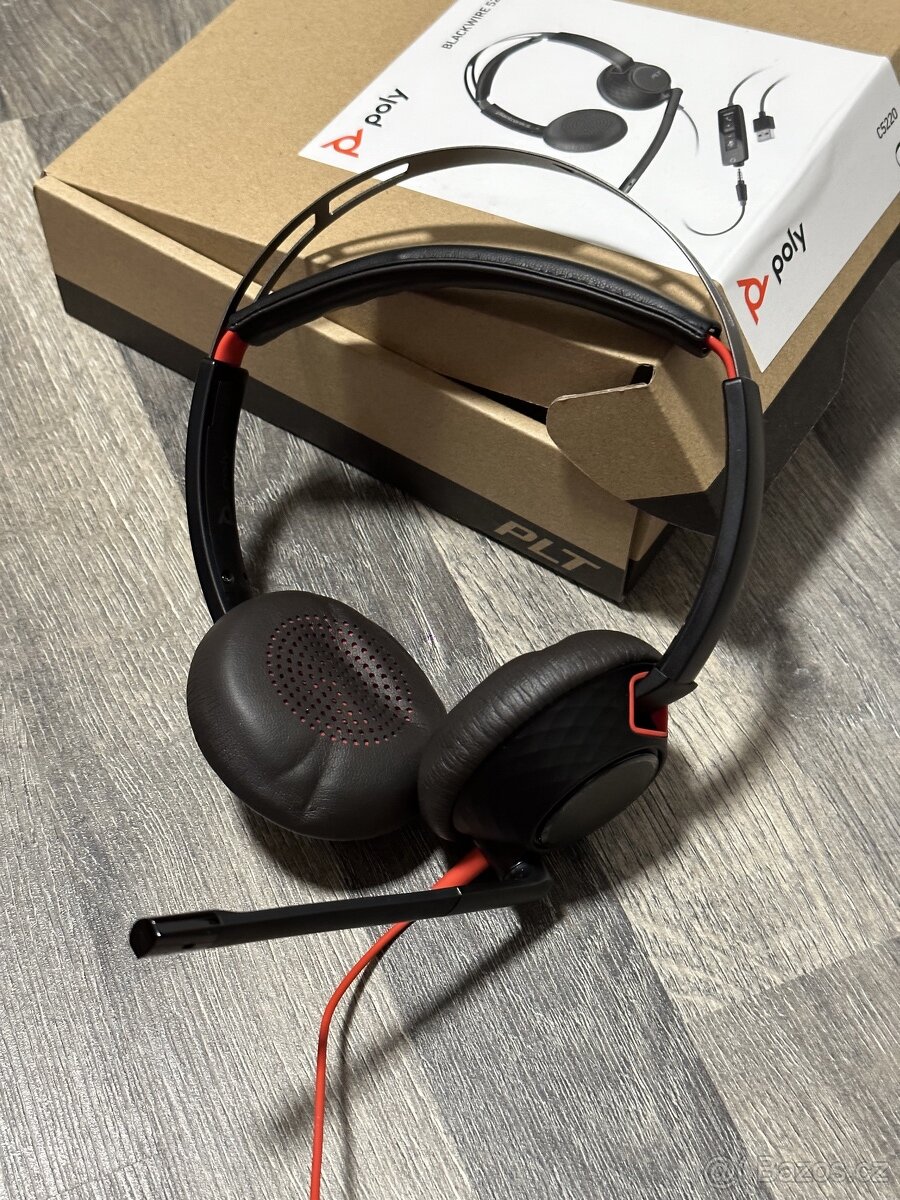 Sluchátka s mikrofonem Poly Blackwire