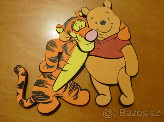 Pěnová dekorace "Medvídek PÚ s tygříkem"