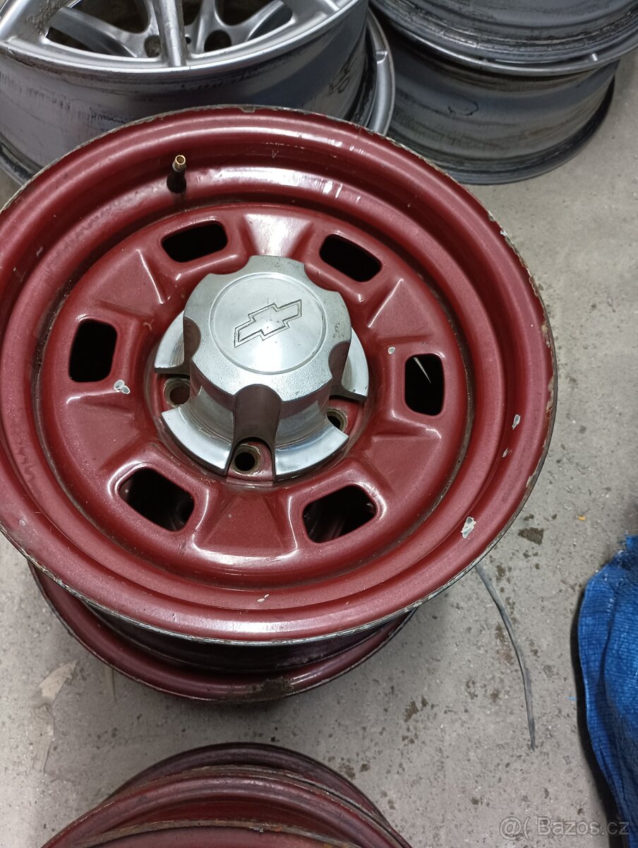 Rallye wheels s poklickami kola veteran