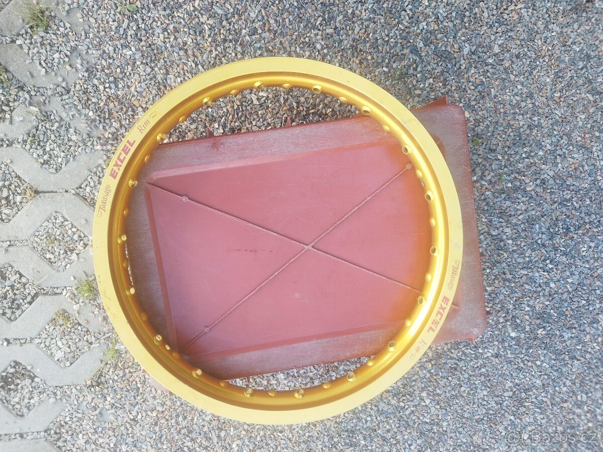 MOTOKROS RÁFKY 21 X 1,6