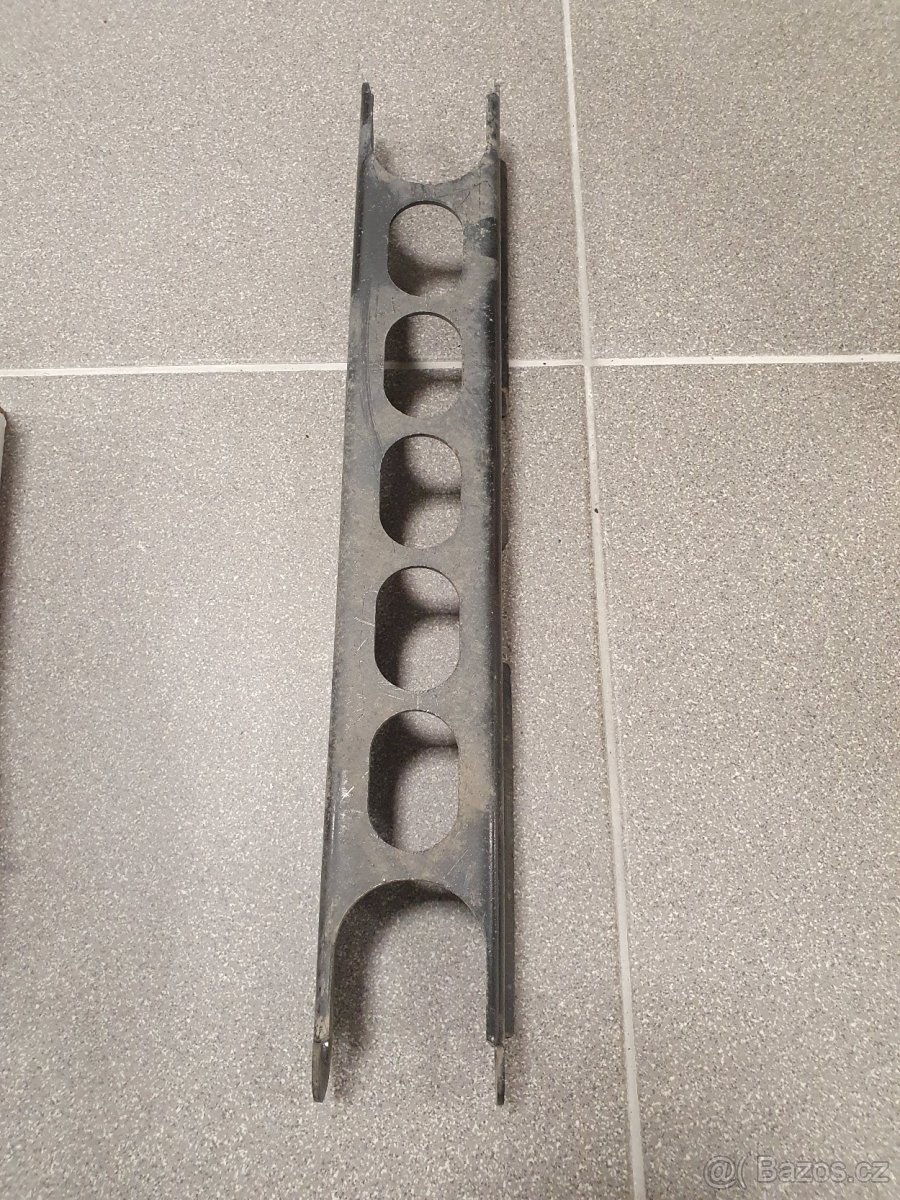 Zadní podélné rameno BMW E82 E87 E88 E90 E91 E92 E93