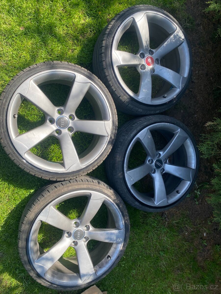 Audi Rotor R19