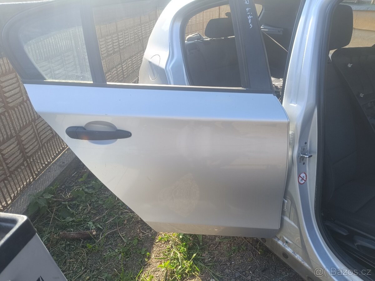 Zadní dveře BMW e87 titansilber