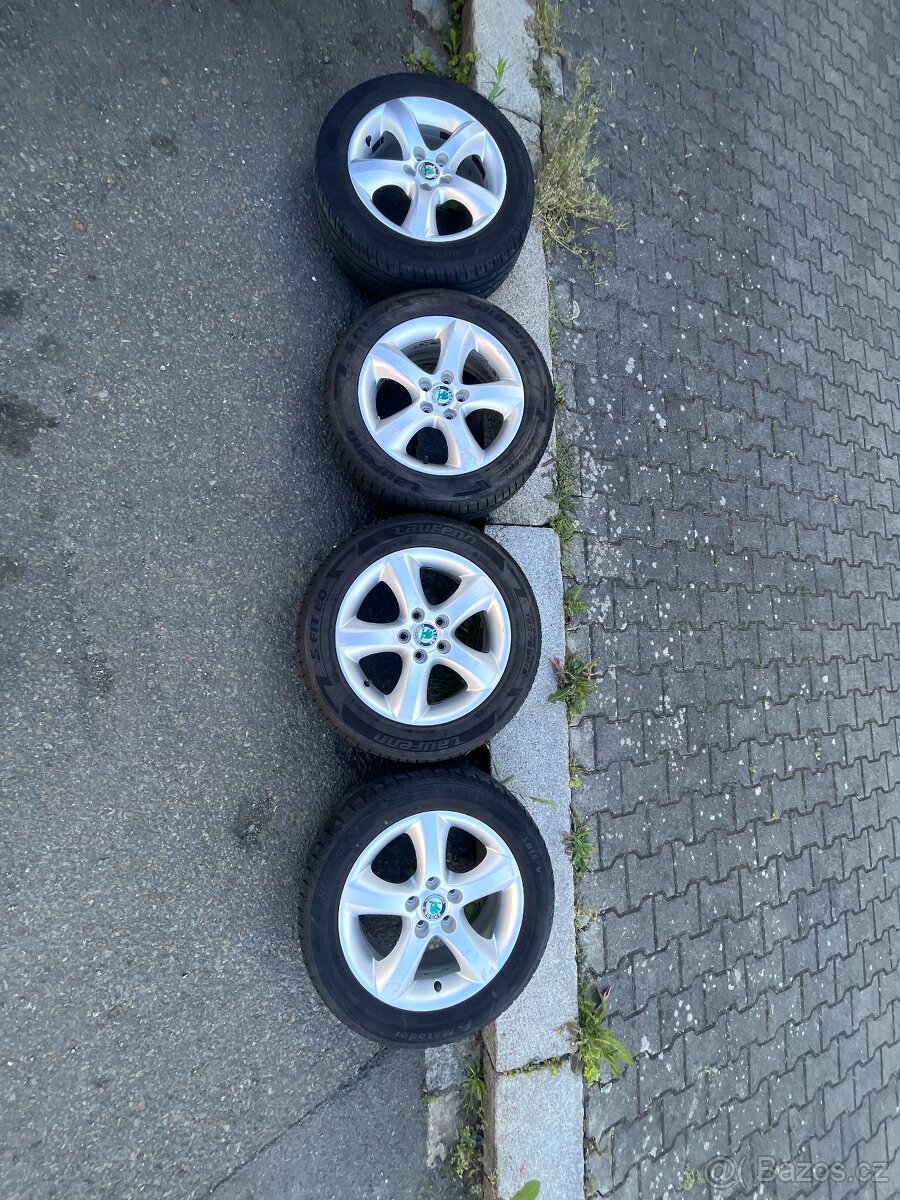 Letní kola Škoda Roomster 5x100 15" 195/55 alu disky + pneu