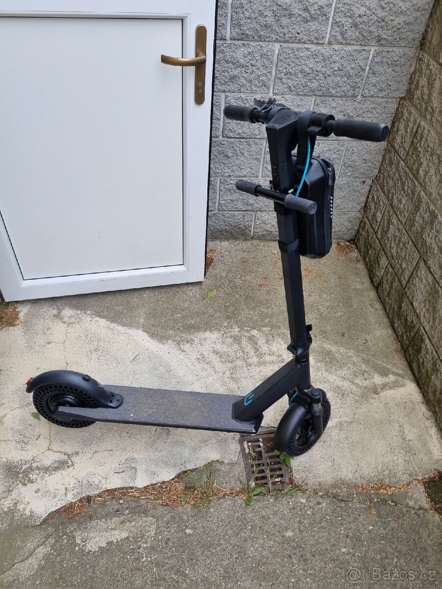 Elektro koloběžka urbis 7,1