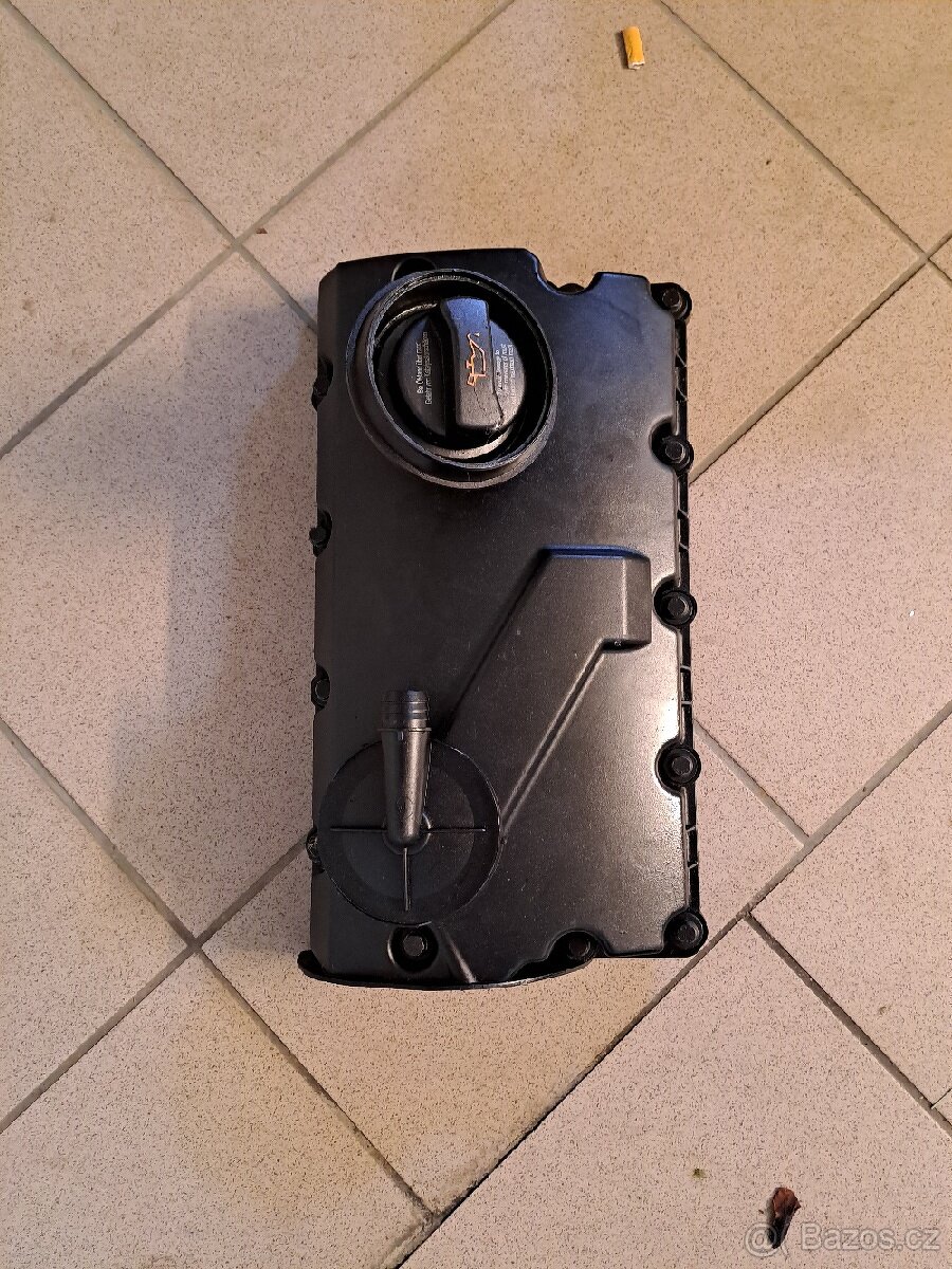 Víko ventilů Octavia